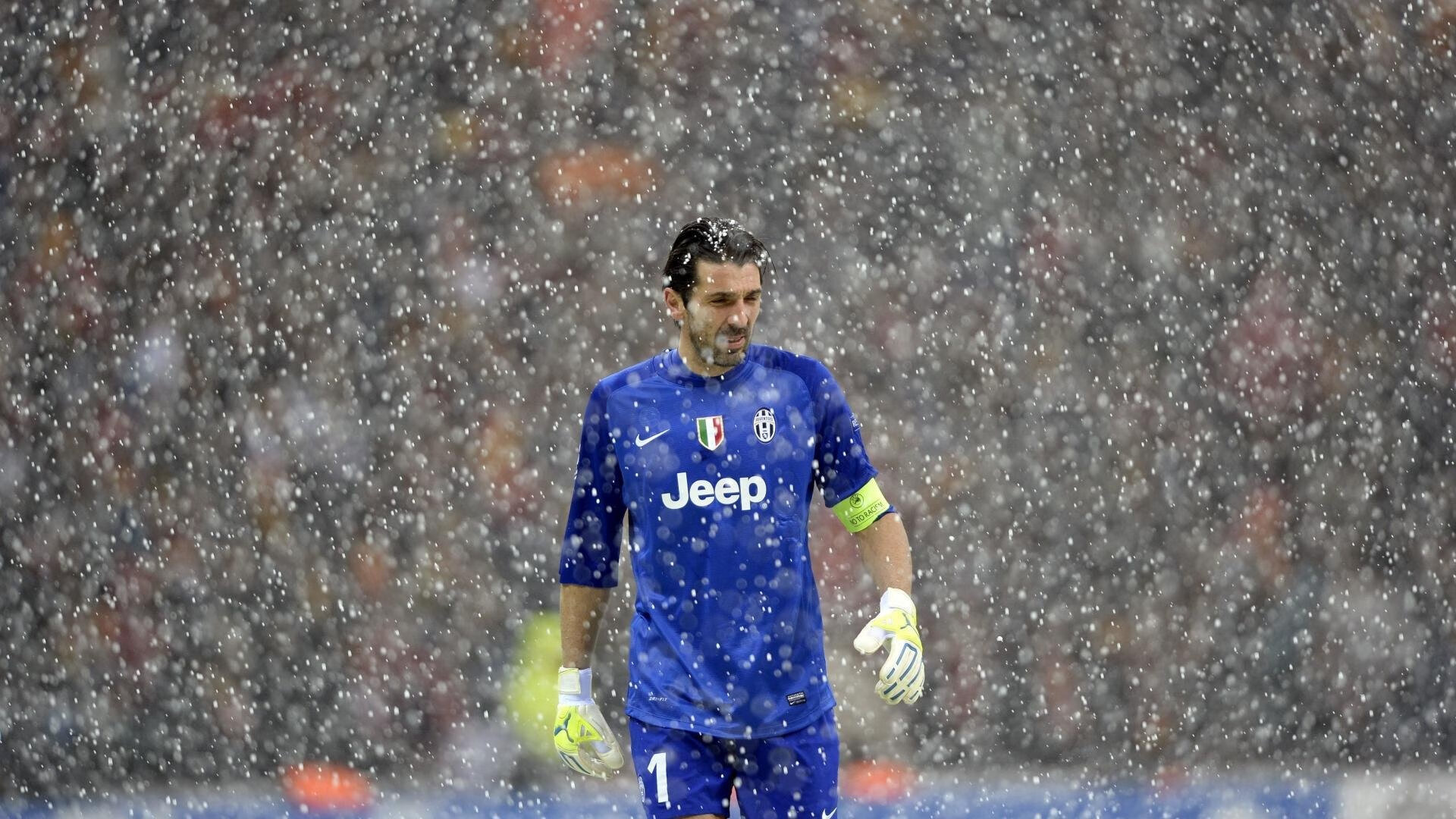 隆戈：全黑队的“超级冲击者”，一次次撕开对方防线