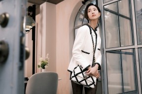 开云esport-_篮网战绩优异，领跑联盟_，篮网领袖是谁