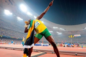 开云体育入口-巴雷特：以出色的赛场表现和稳定发挥，巩固了自己在全黑队的核心地位