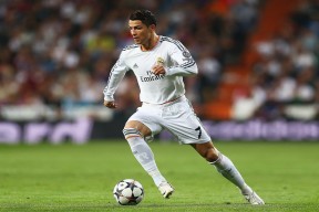 开云棋牌-尤文图斯引援顺利，中场实力大提升