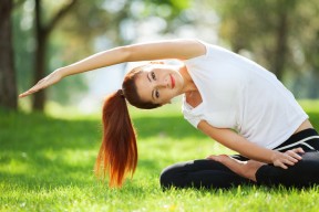 开云棋牌-安东·李恩：全黑队中场的“控制塔”，稳定场上节奏，指引进攻方向