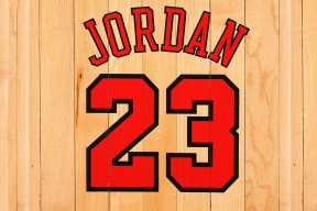 开云棋牌-女篮青年队快速成长展现出色团队协作能力，女篮团队精神