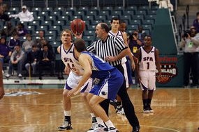 开云棋牌-塞尔维亚男篮在欧洲预赛中奋勇争先，迎接更大舞台，塞尔维亚男子足球队欧洲杯