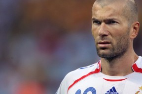 开云体育-“胡利安·门德斯的脚下技巧与反应速度，助美洲狮队攻占世界舞台”