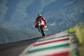 开云体育官方网站-史密斯赛后感谢团队支持与鼓励，给史密斯的感谢信